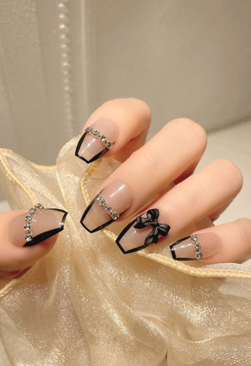 PRESS ON NAILS "CHIC"